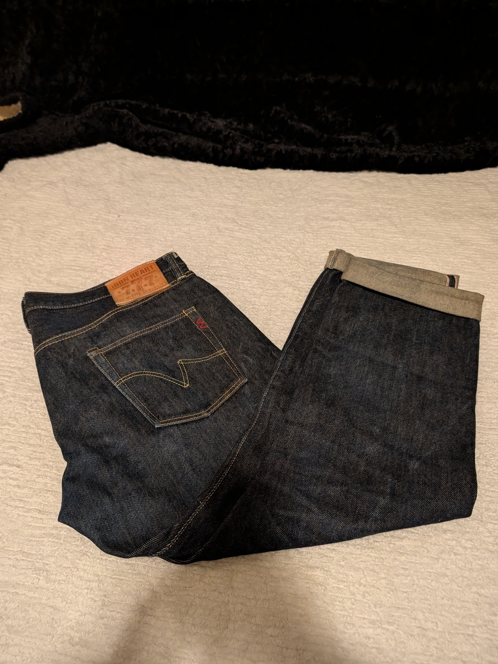 Men's Dark Indigo Straight Jeans with Leather Patch - Classic Selvedge Style